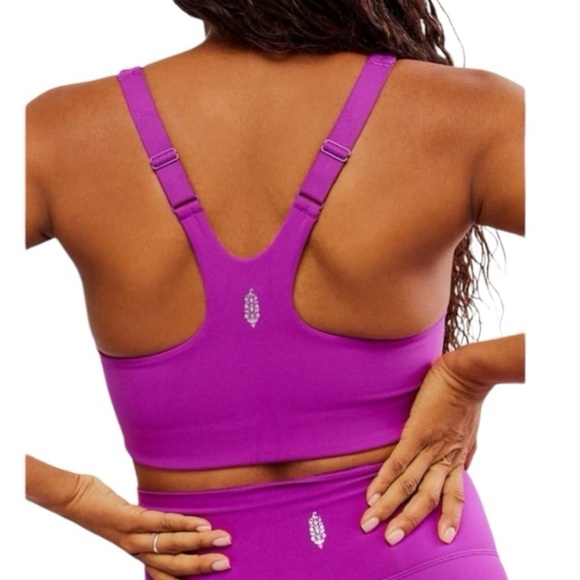 FP Movement X Hatch Square neck Never Better Sports Bra in Berry NEW - Picture 13 of 15
